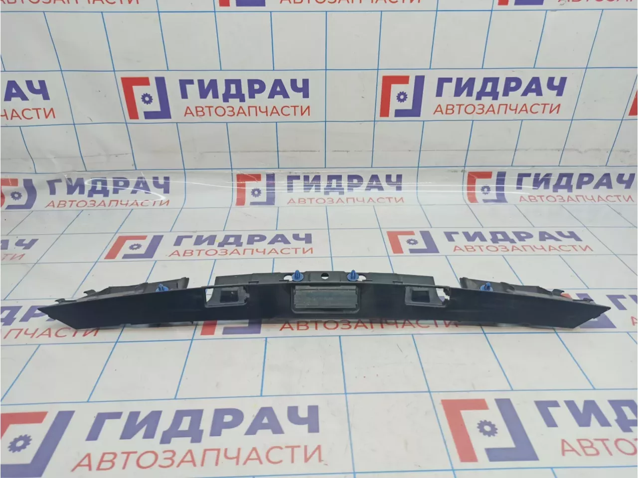 Накладка крышки багажника подсветки номера Ford Mondeo 4 (BD) 1772609